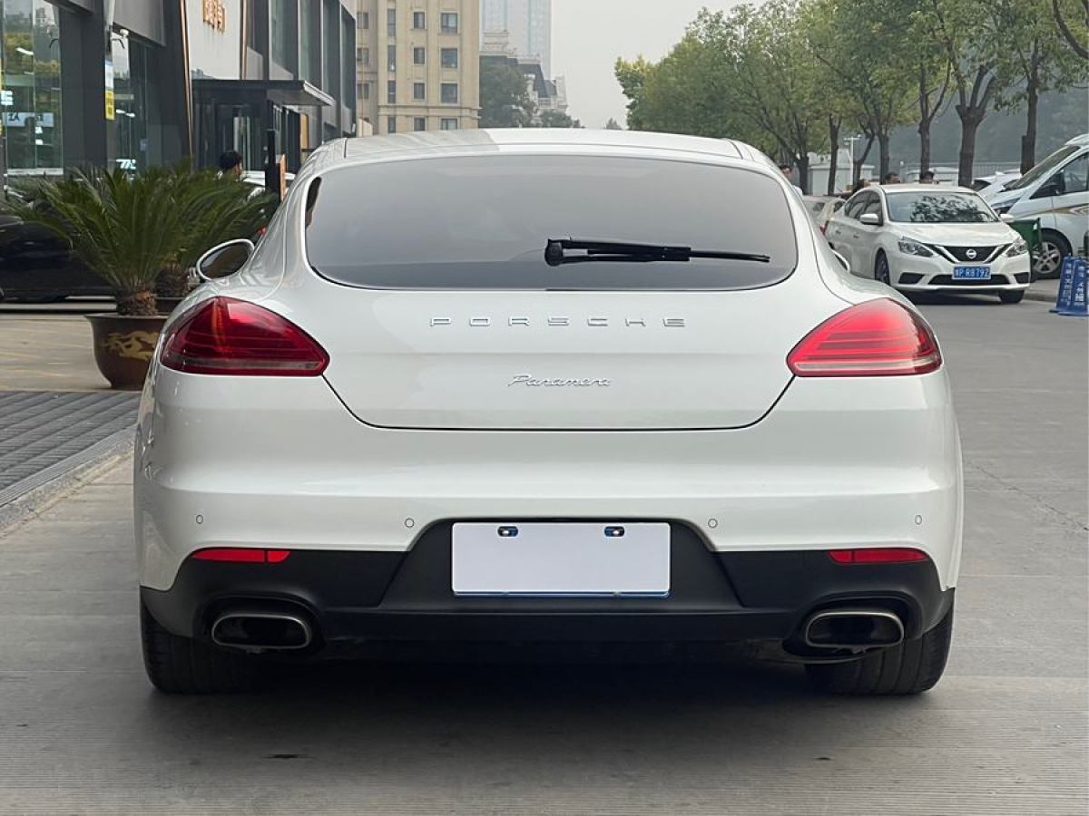 2015年1月保時(shí)捷 Panamera  2014款 Panamera 3.0T