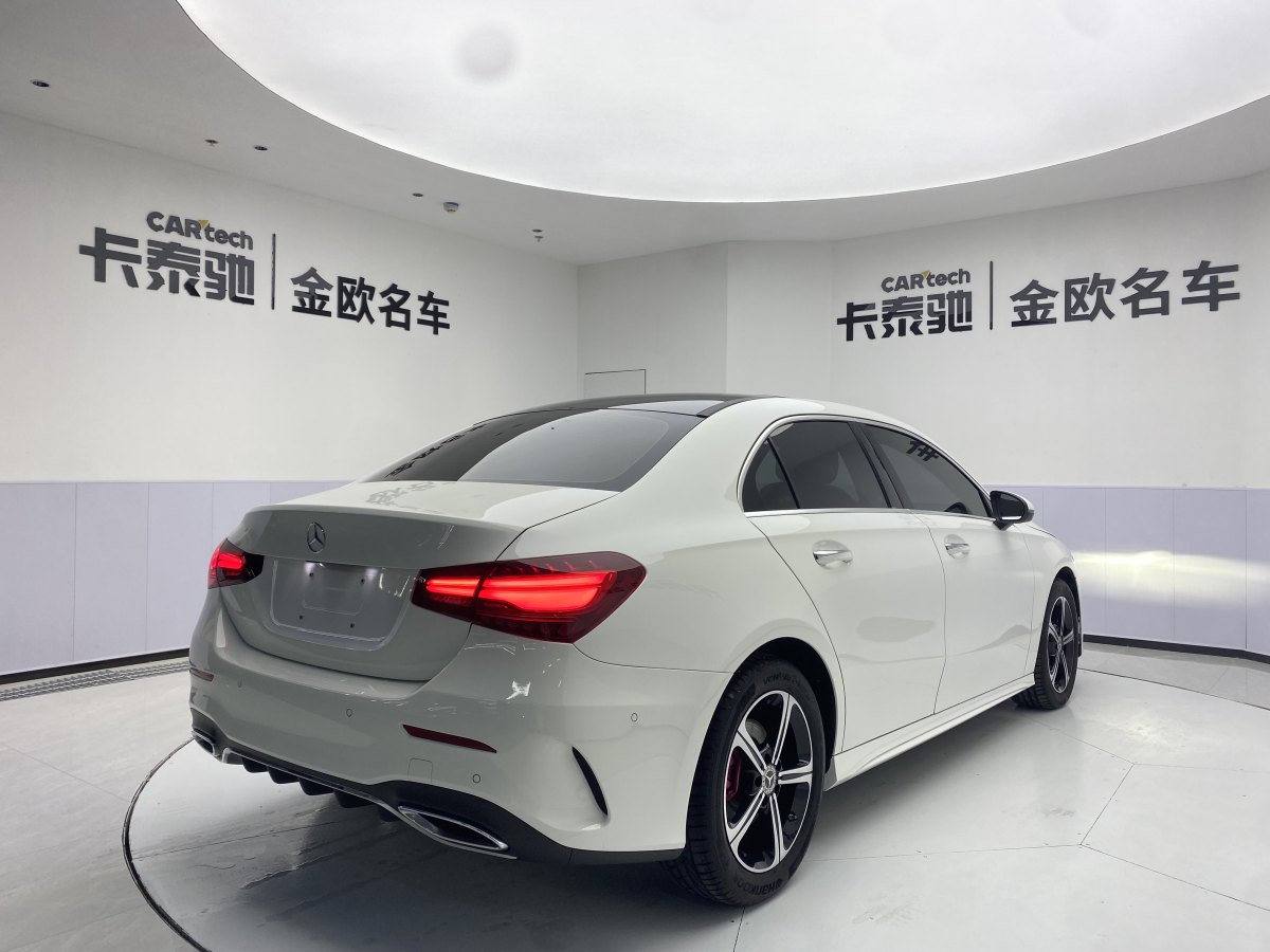 奔馳 奔馳A級  2023款 A 200 L 時尚型圖片