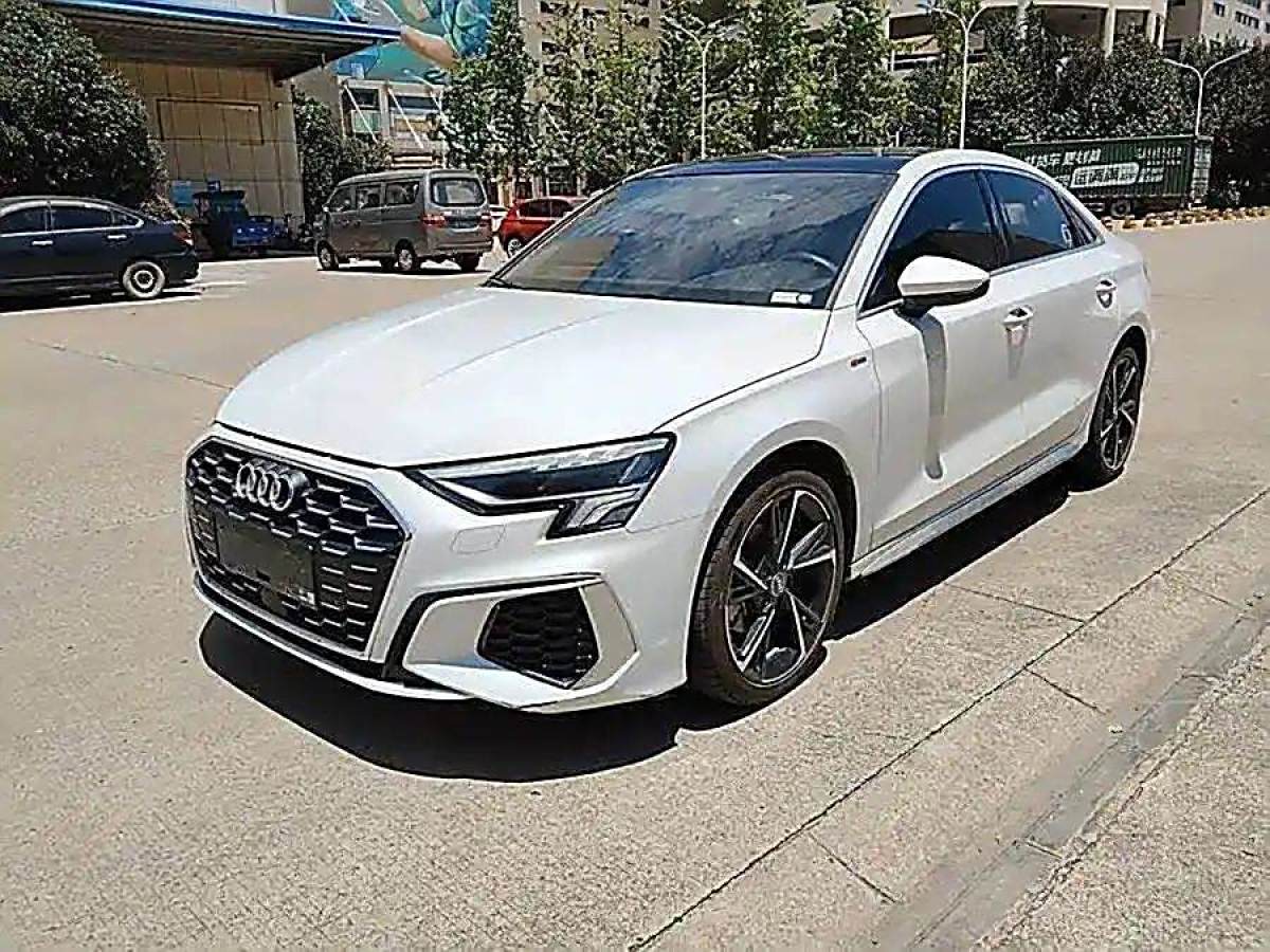 奧迪 奧迪A3  2021款 Sportback 35 TFSI 進(jìn)取致雅型圖片