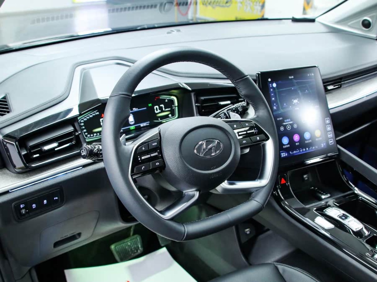 現(xiàn)代 庫斯途  2024款 380TGDi TOP Premium 智愛旗艦版圖片