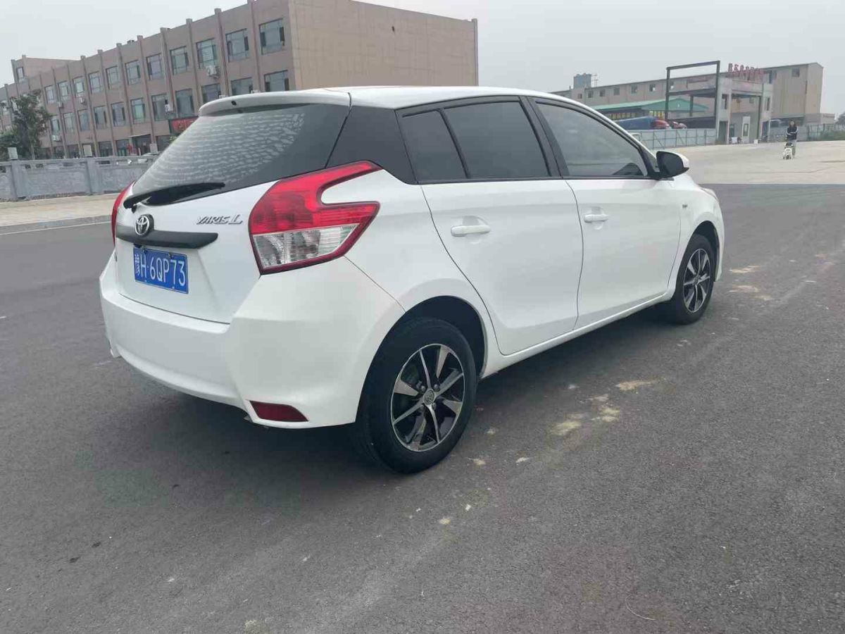 豐田 雅力士  2014款 YARiS L 致炫 1.3 靈動版圖片