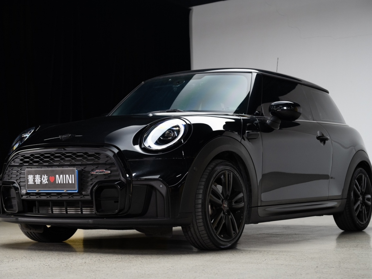 MINI MINI  2022款 1.5T COOPER 黑標(biāo)特別版圖片