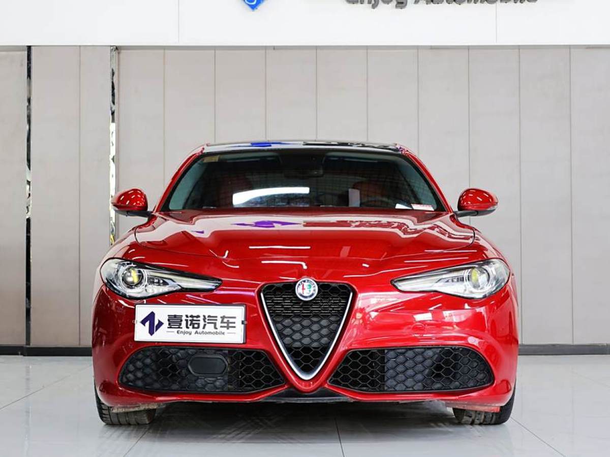 阿爾法·羅密歐 Giulia  2017款 2.0T 280HP Milano限量版圖片