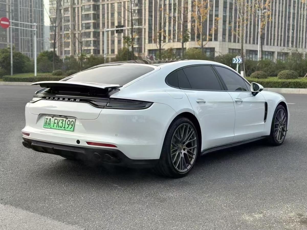 保時(shí)捷 Panamera新能源  2022款 Panamera 4 E-Hybrid 行政加長(zhǎng)鉑金版 2.9T圖片