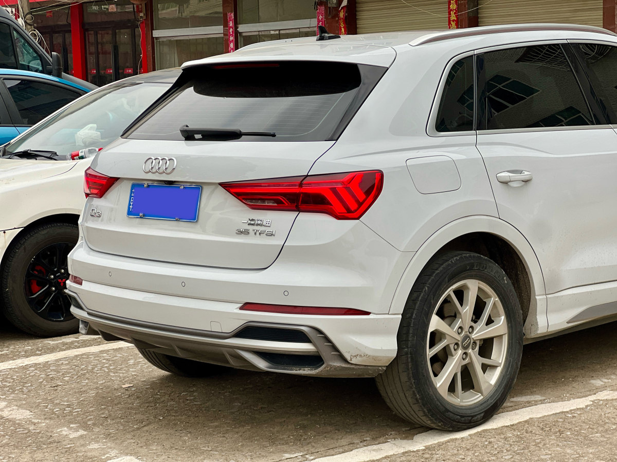 奧迪 奧迪Q3  2024款 35 TFSI 進(jìn)取動感型圖片