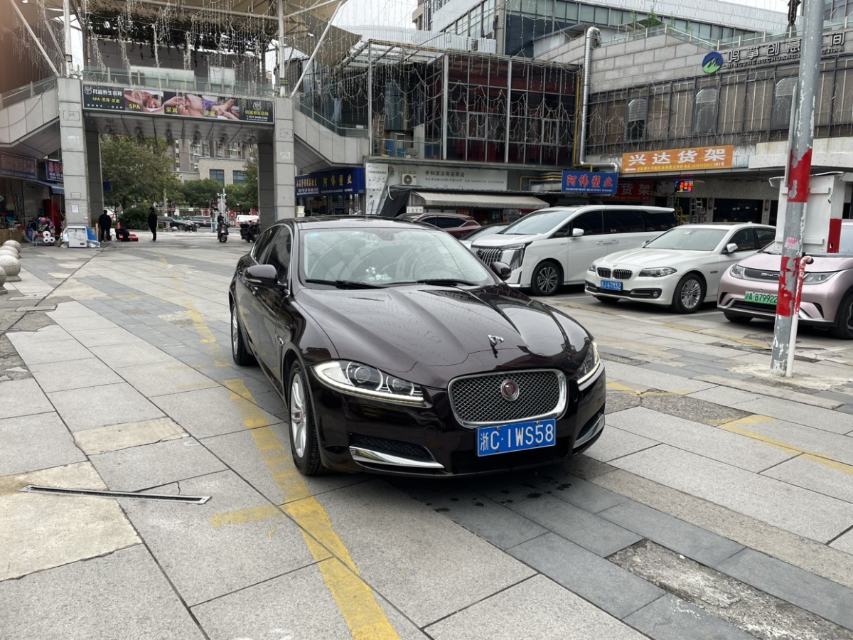 捷豹 XF  2015款 XF 2.0T Sportbrake 風(fēng)華版圖片