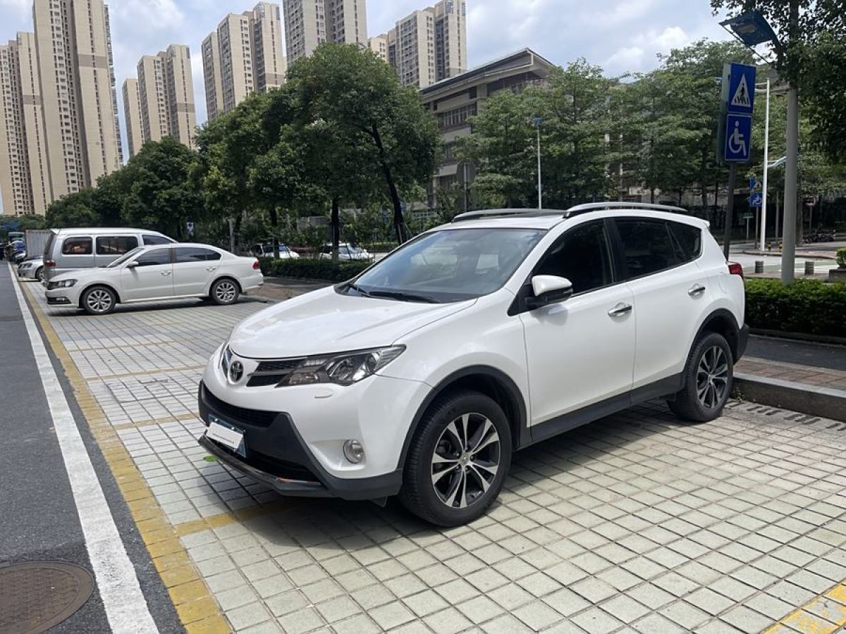 豐田 RAV4榮放  2013款 2.5L 自動(dòng)四驅(qū)豪華版圖片