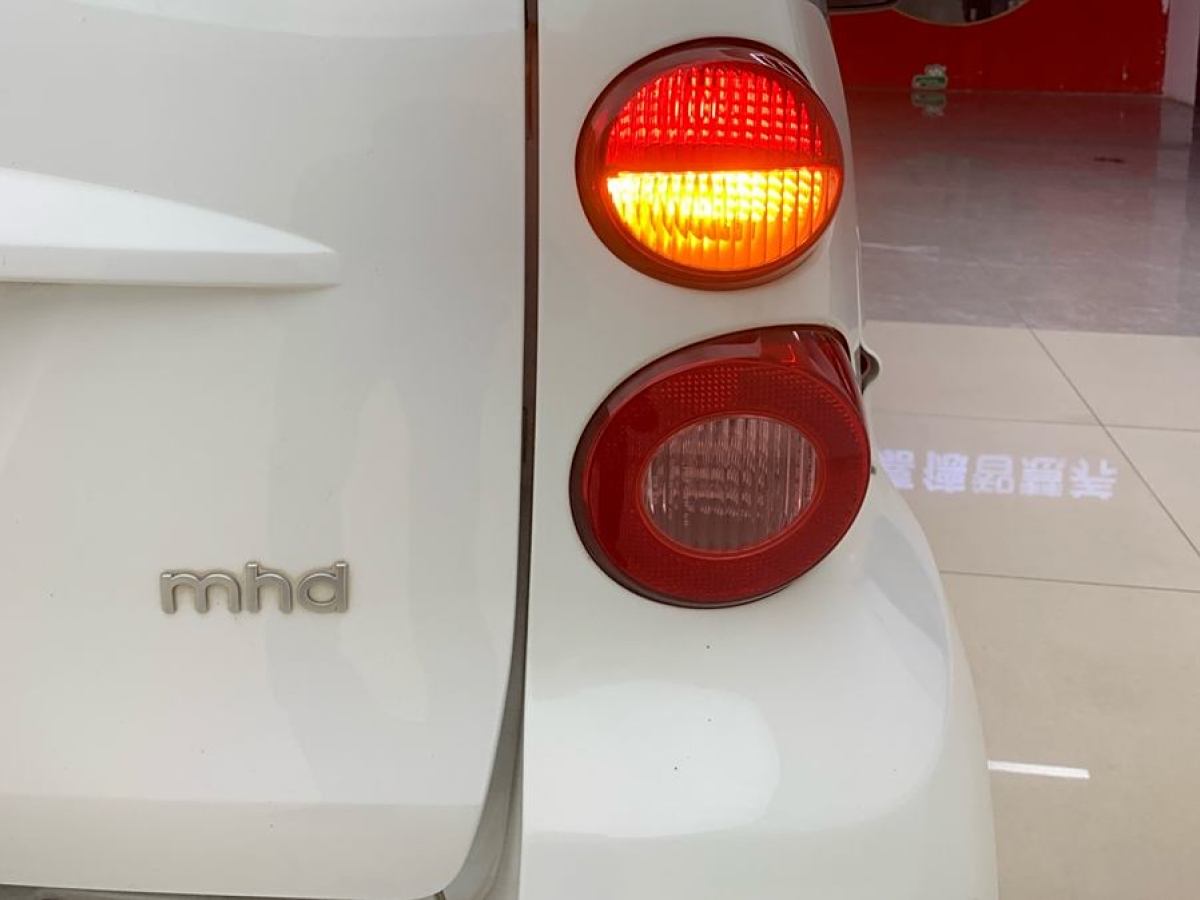 2014年4月smart fortwo  2012款 1.0 MHD 硬頂激情版