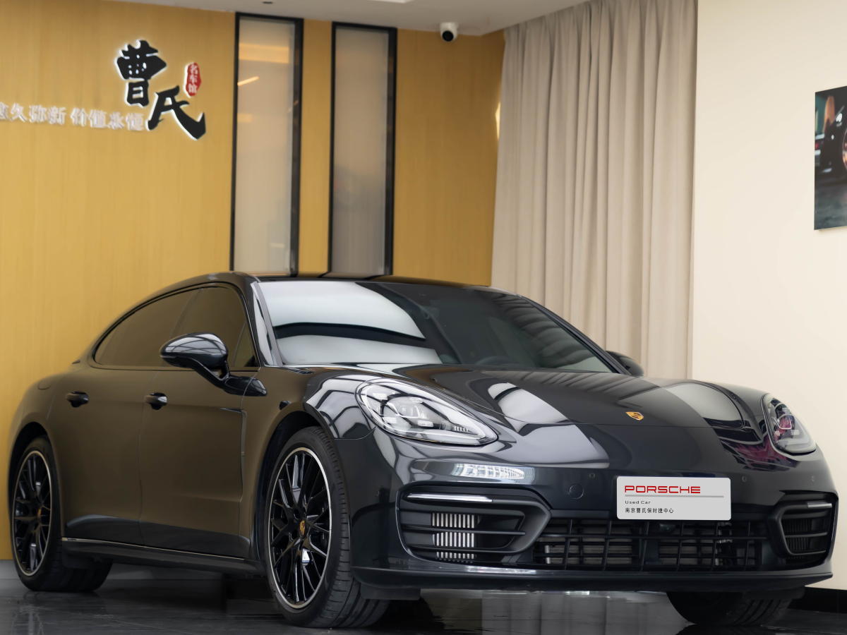 保時(shí)捷 Panamera  2023款 改款 Panamera 4 行政加長(zhǎng)鉑金版 2.9T圖片