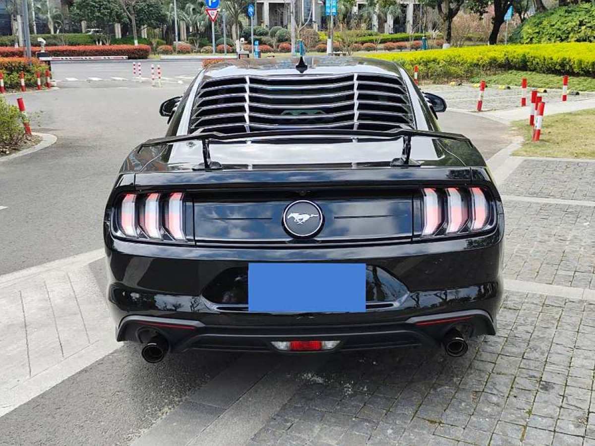 2020年12月福特 Mustang  2021款 2.3L EcoBoost