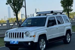 自由客 Jeep 2.4 豪華導航版