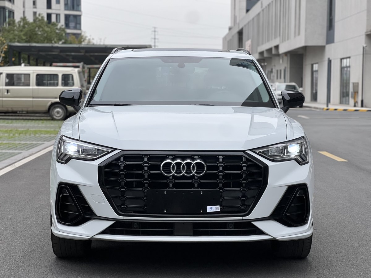 奧迪 奧迪Q3  2024款 35 TFSI 時尚動感型圖片