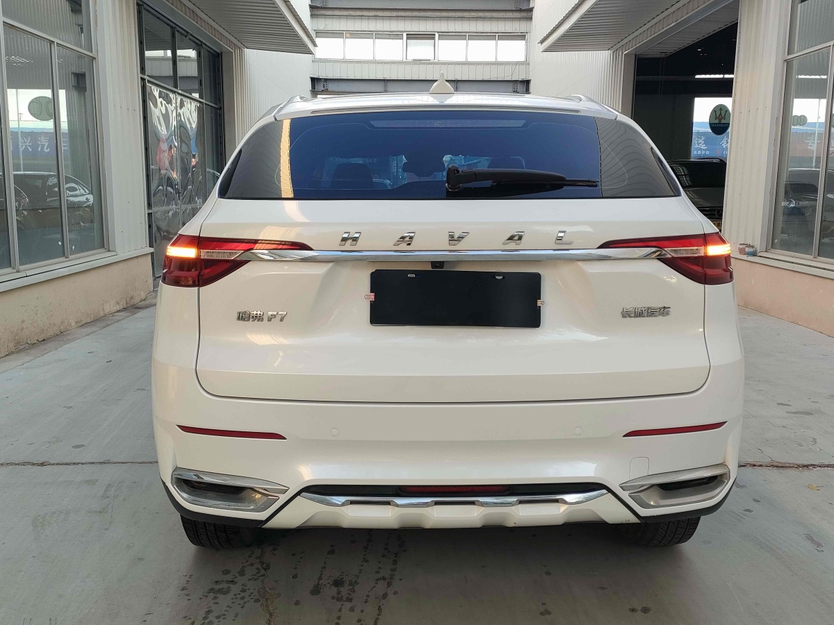 哈弗 F7  2019款  1.5T 兩驅(qū)i型 國(guó)VI圖片