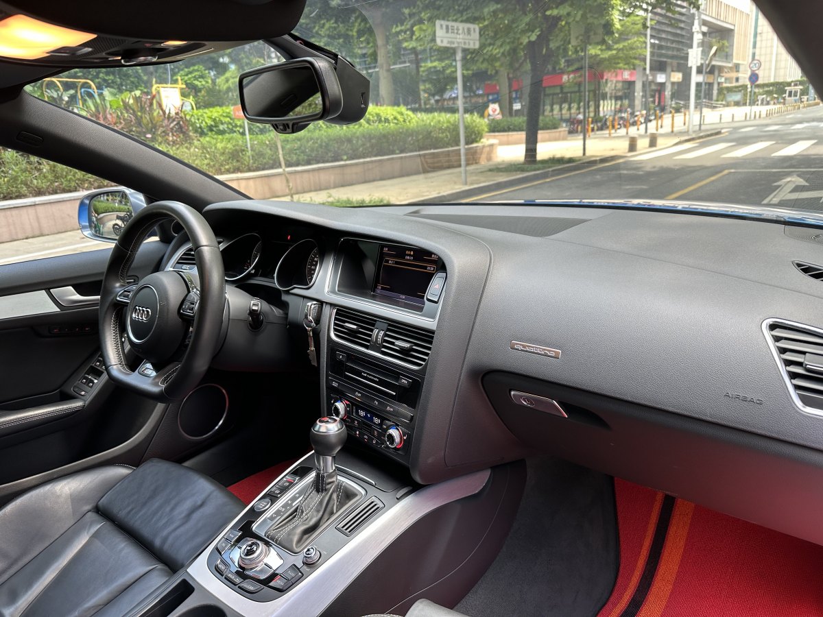 奧迪 奧迪S5  2012款 S5 3.0T Sportback圖片