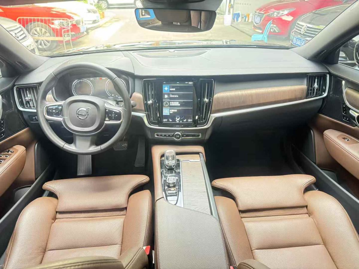沃爾沃 S90  2021款 B5 智遠豪華版圖片