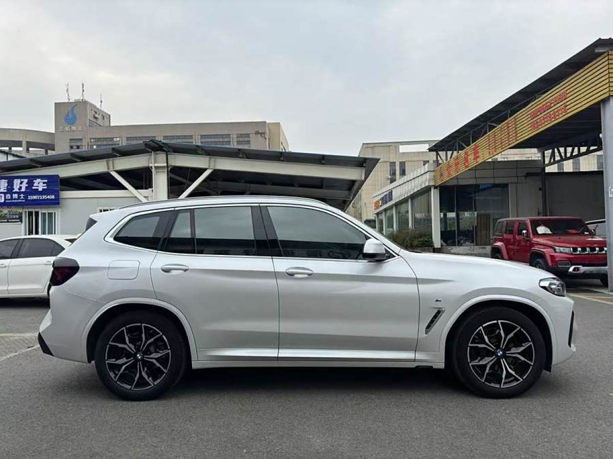 寶馬 寶馬X3  2022款 xDrive25i M運(yùn)動(dòng)套裝圖片