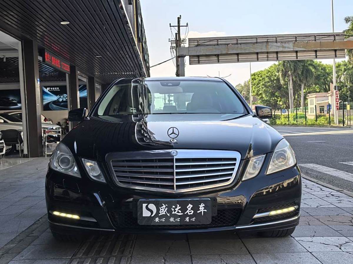 奔馳 奔馳E級  2012款 E 300 L 優(yōu)雅型圖片