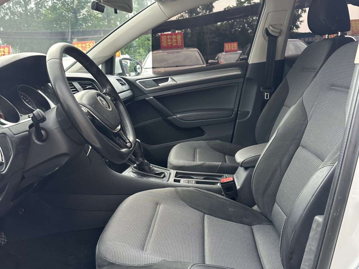 大眾 高爾夫  2018款 230TSI 自動舒適型圖片