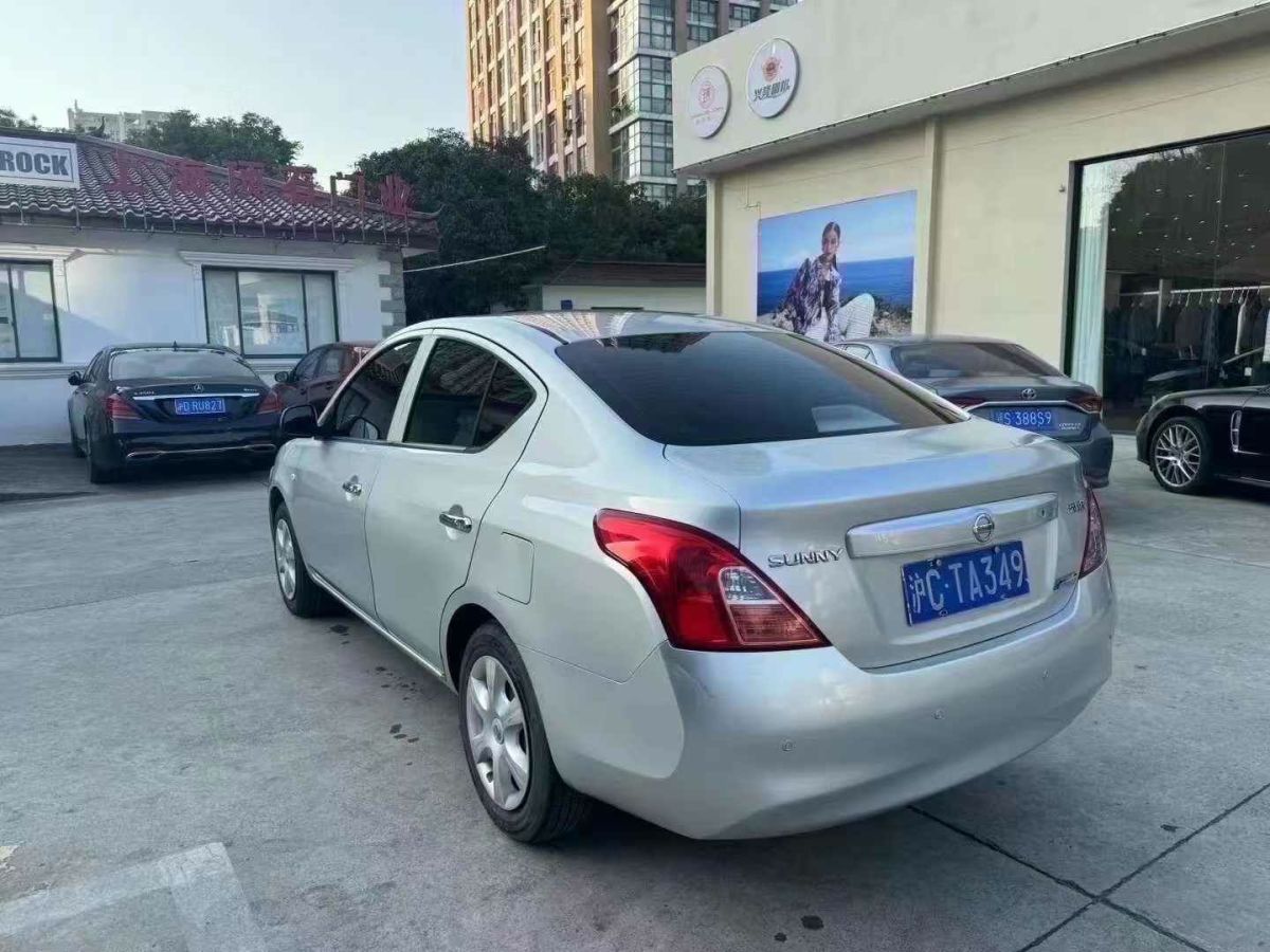 日產(chǎn) 陽光  2011款 1.5XE CVT舒適版圖片