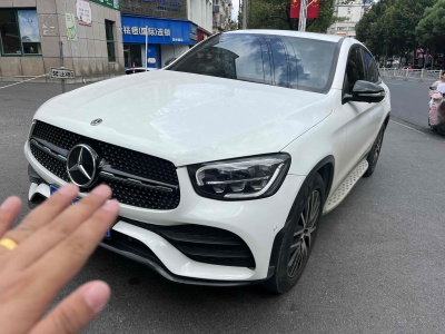 2020年4月 奔驰 奔驰GLC(进口) GLC 300 4MATIC 轿跑SUV图片