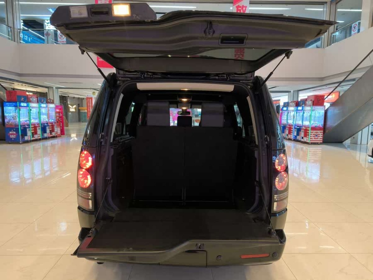 路虎 發(fā)現(xiàn)  2005款 4.4 V8 HSE圖片