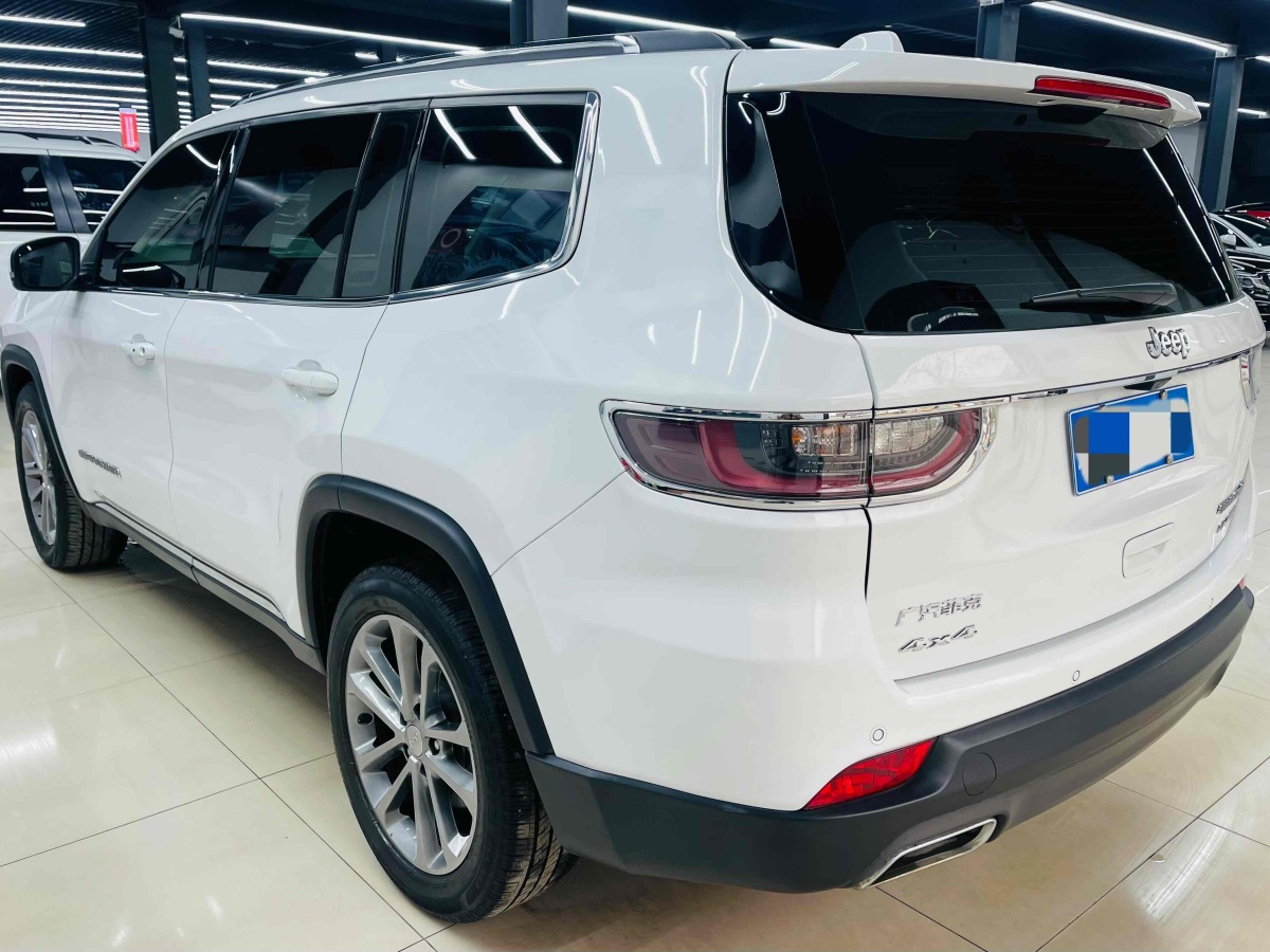 Jeep 大指揮官  2018款 2.0T 四驅(qū)尊享導(dǎo)航版 國VI圖片