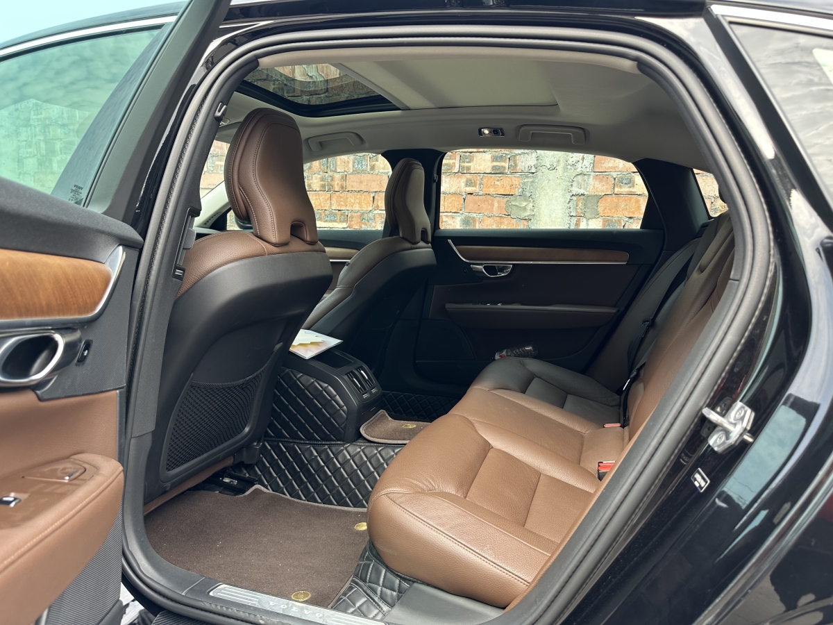 沃爾沃 S90  2020款 改款 T5 智逸豪華版圖片