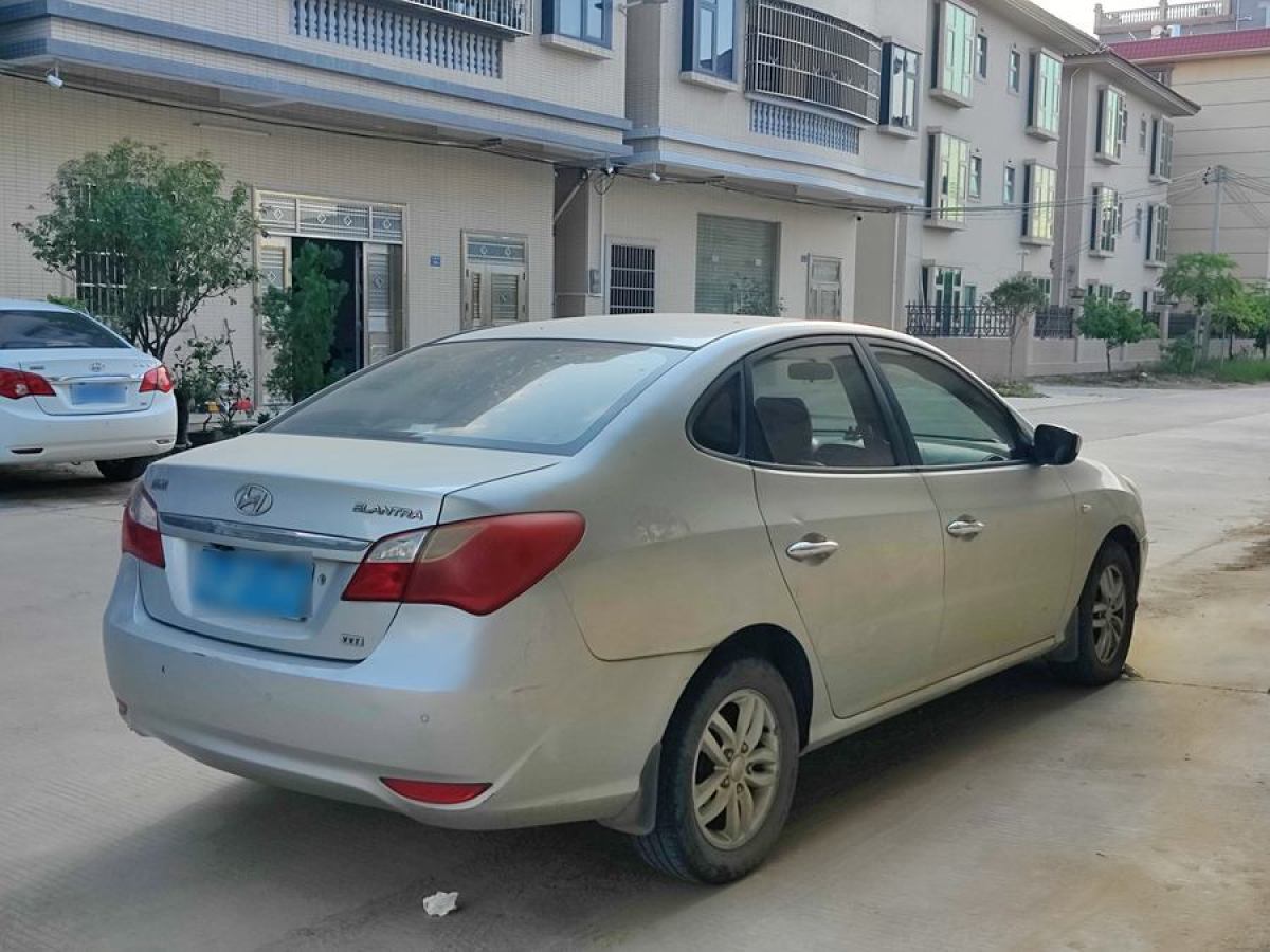 現(xiàn)代 悅動  2011款 1.6L 自動舒適型圖片