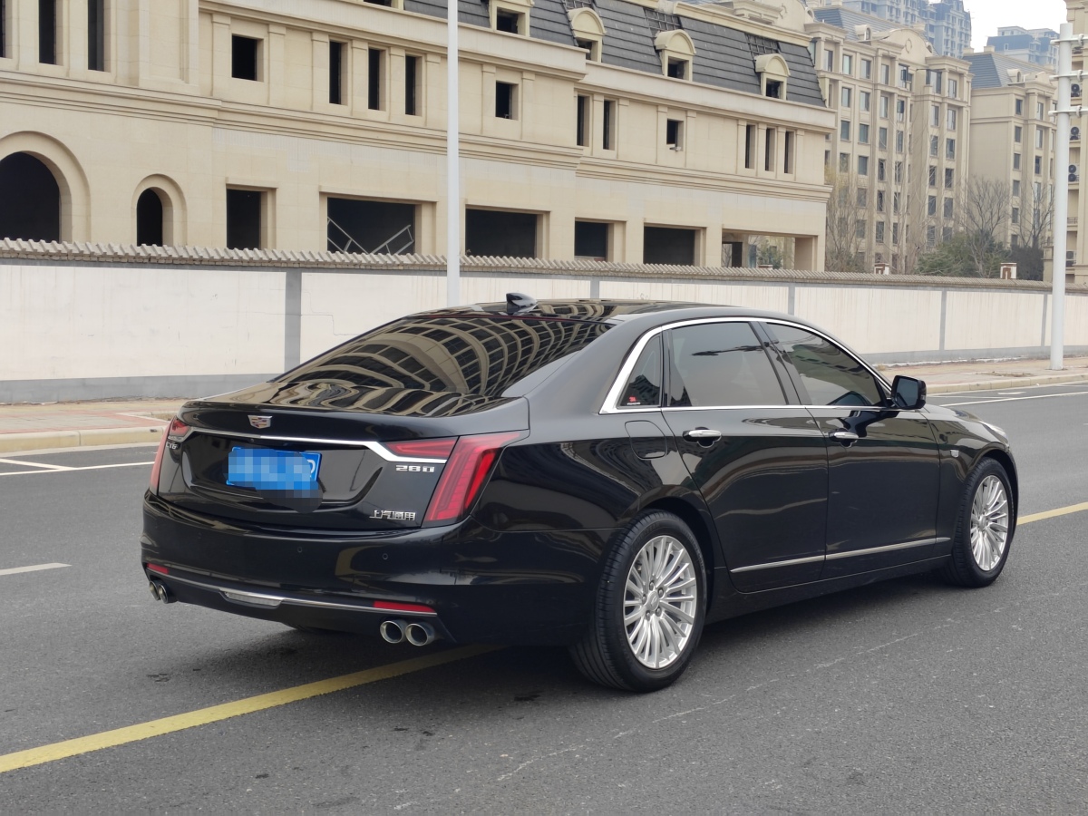 凱迪拉克 CT6  2022款 28T 豪華型圖片