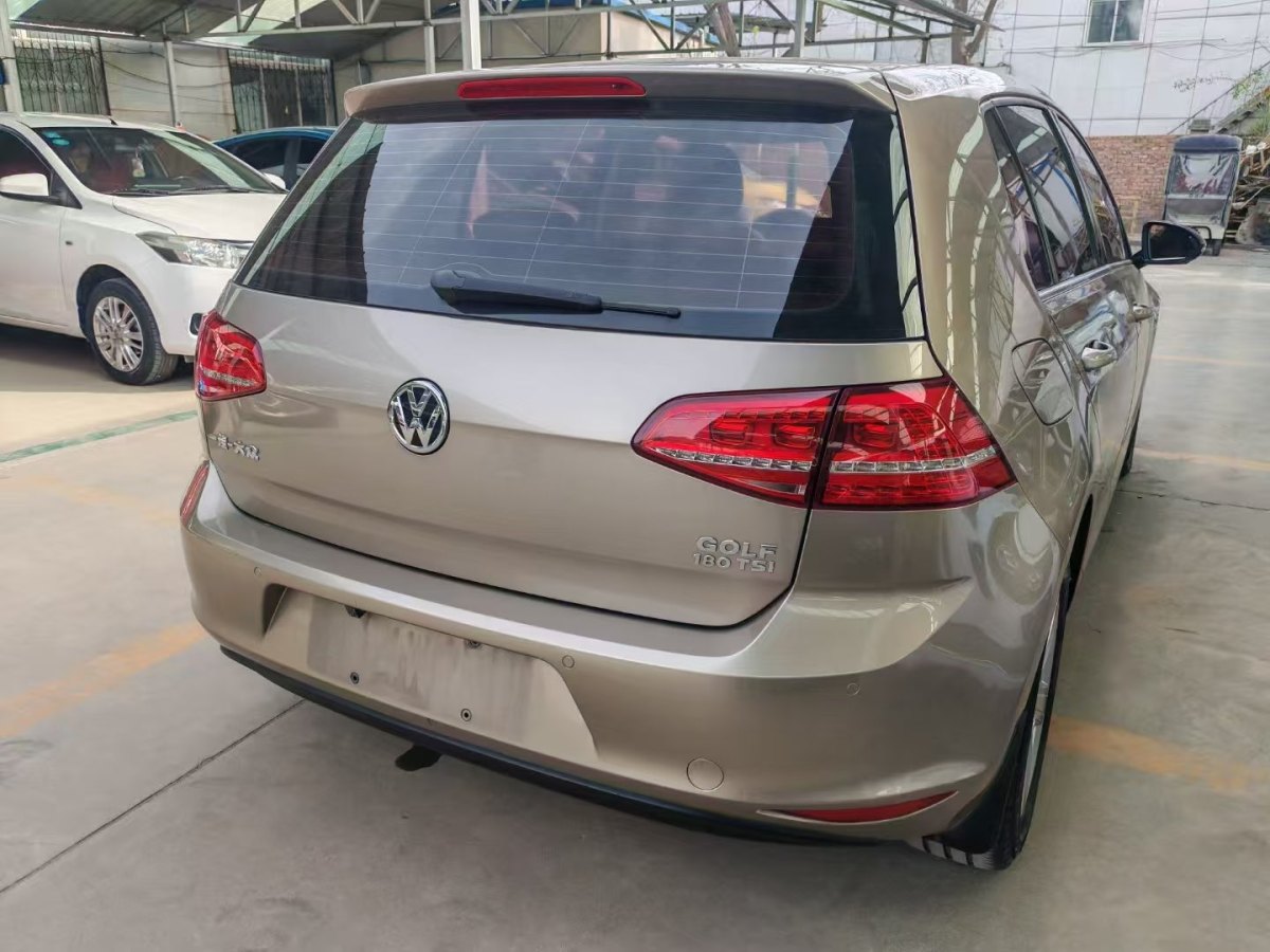 大眾 高爾夫  2016款 180TSI 自動(dòng)舒適型圖片