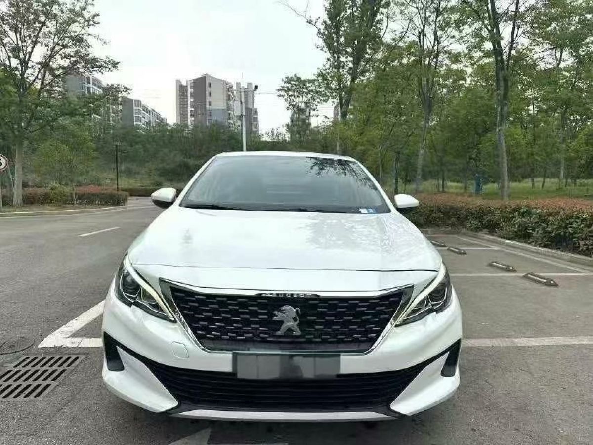 上汽大通 EUNIQ 5  2019款 豪華版圖片