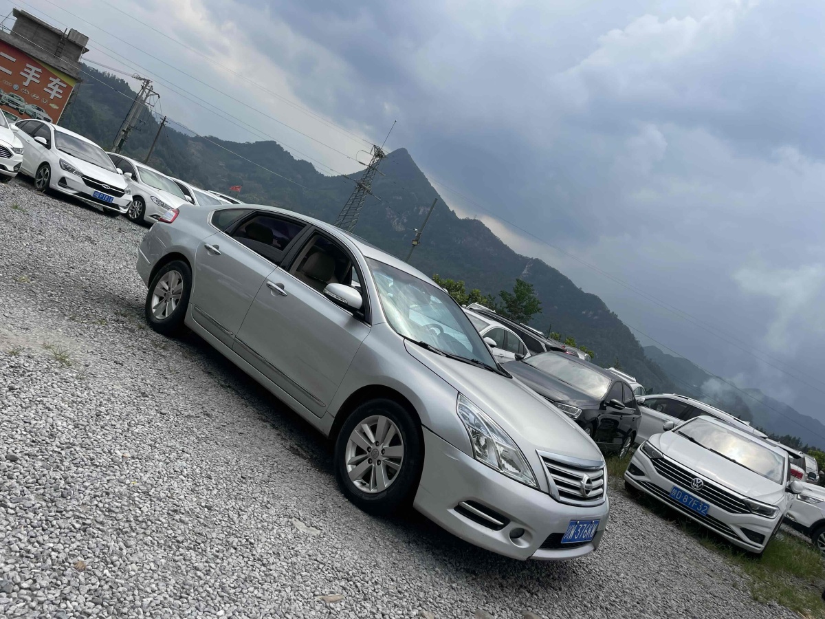 日產(chǎn) 天籟  2011款 2.0L XL榮耀版圖片