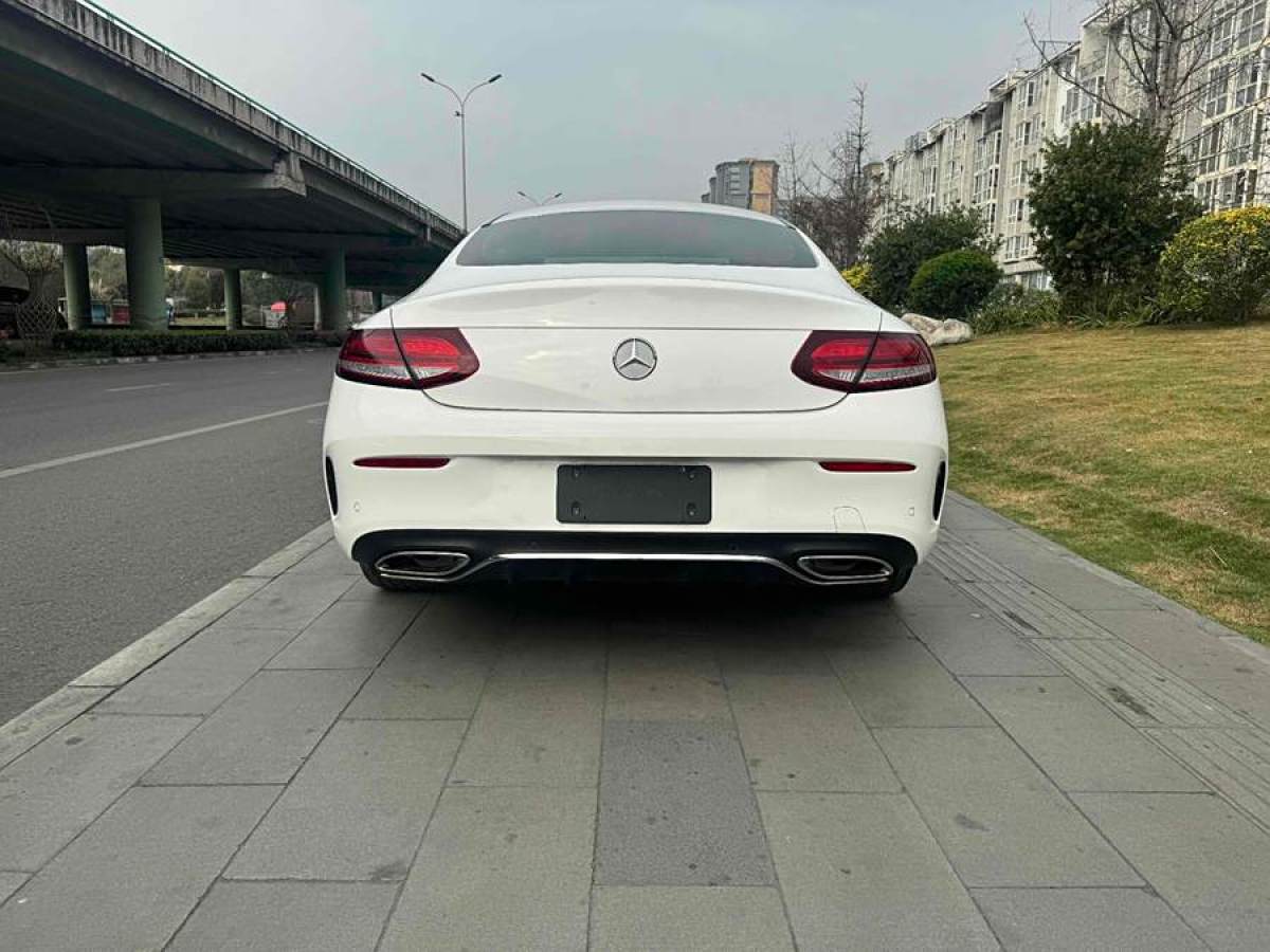 奔馳 奔馳C級(jí)  2019款 C 260 轎跑車圖片