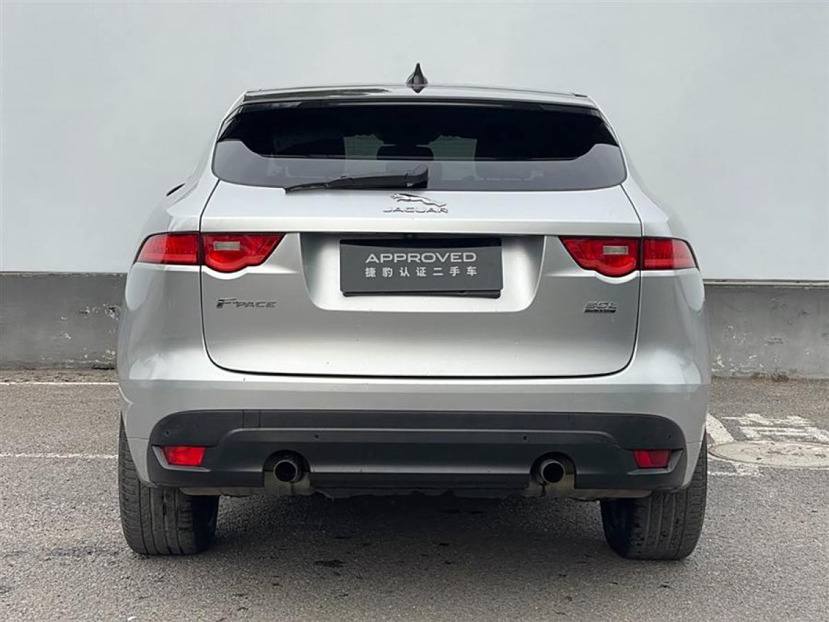 捷豹 F-PACE  2019款 2.0T 四驅(qū)R-Sport運(yùn)動(dòng)版圖片