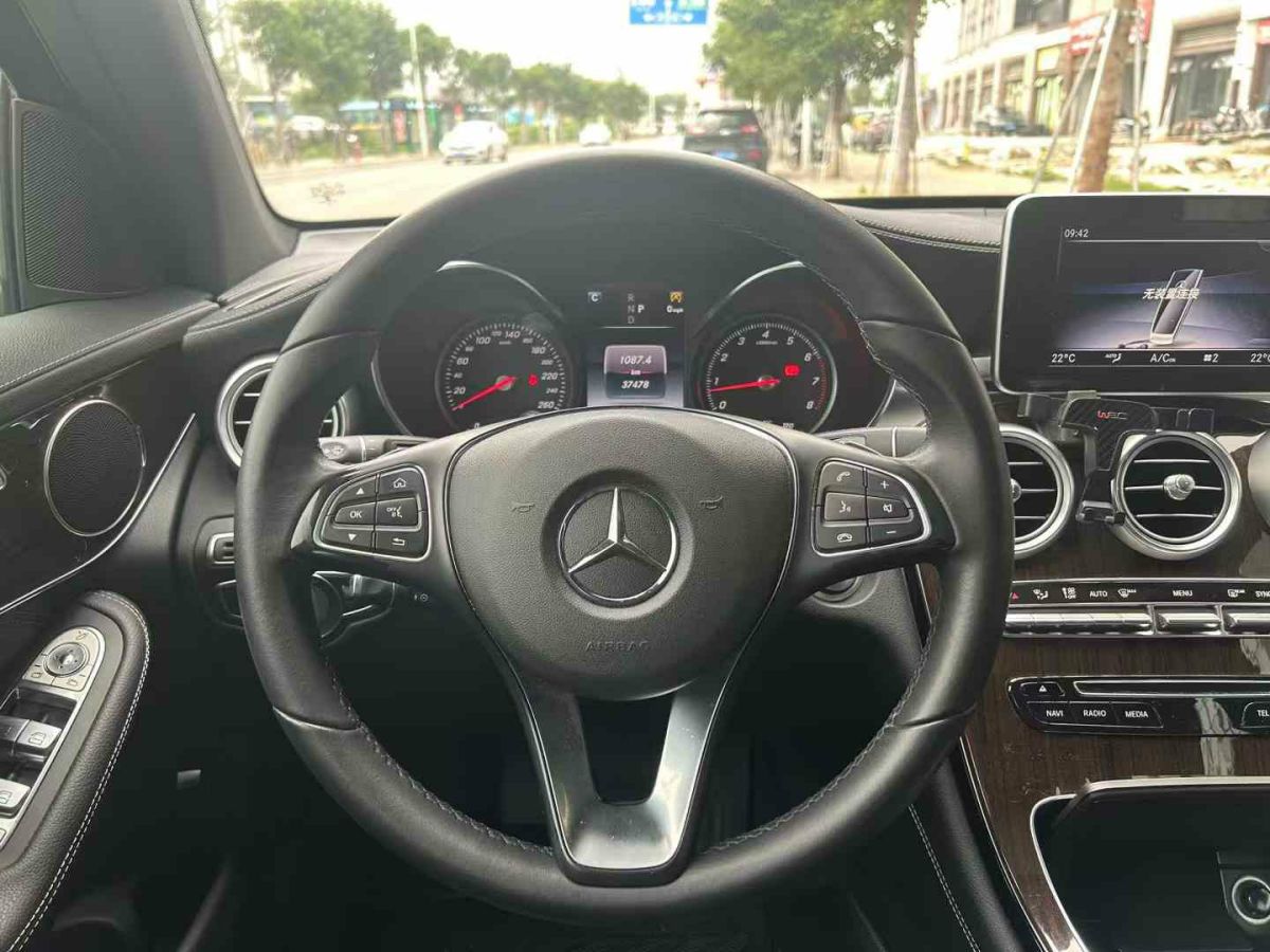 2018年8月奔馳 奔馳GLC  2018款 GLC 300 4MATIC