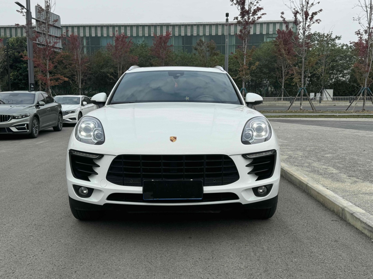 2017年2月保時捷 Macan  2016款 Macan 2.0T