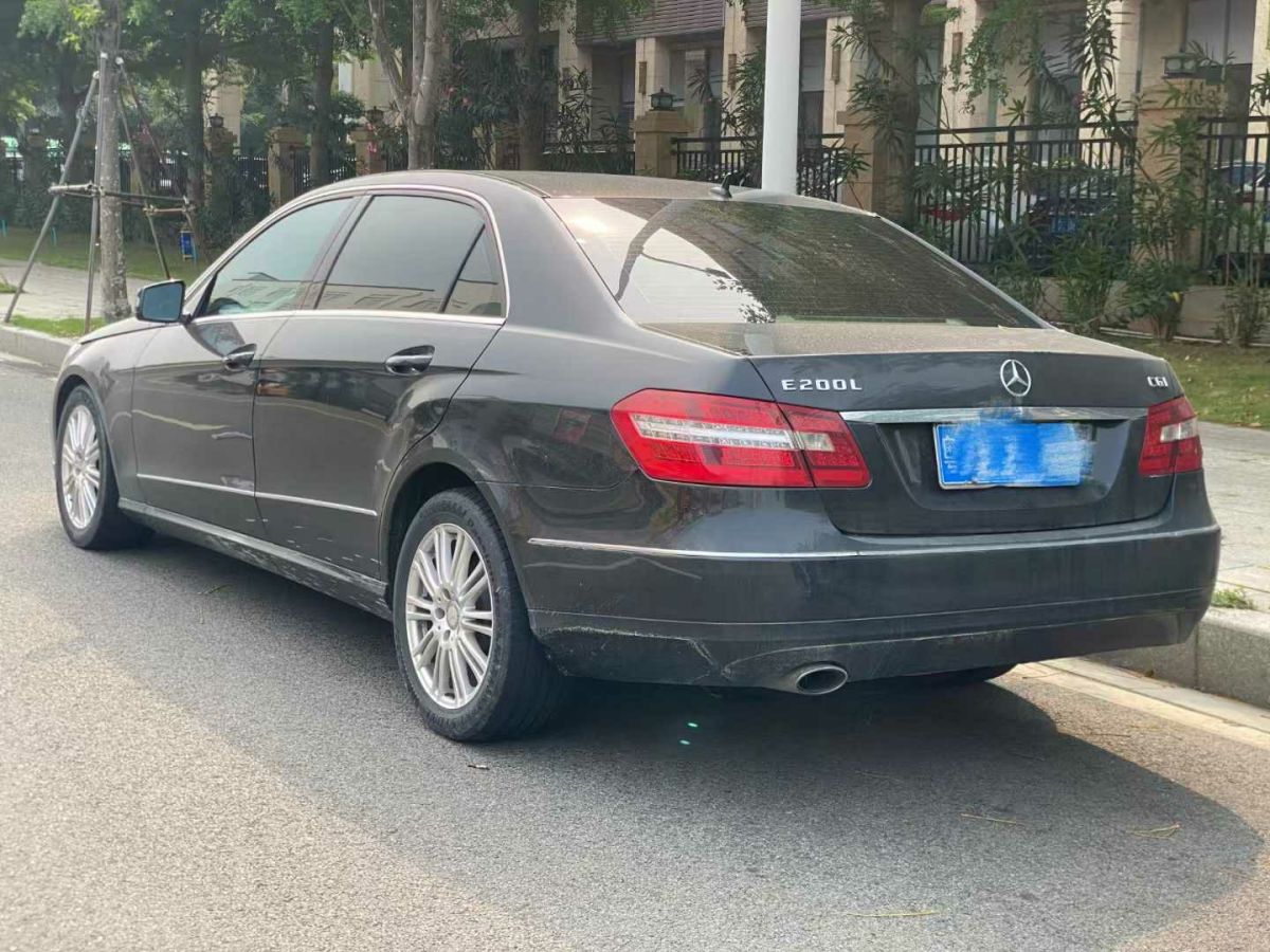 奔馳 奔馳E級  2011款 E 200 L CGI優(yōu)雅型圖片