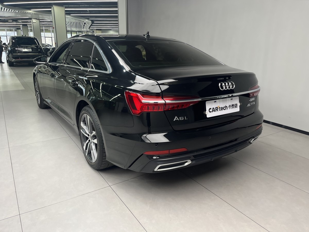 奧迪 奧迪A6L  2022款 40 TFSI 豪華動感型圖片