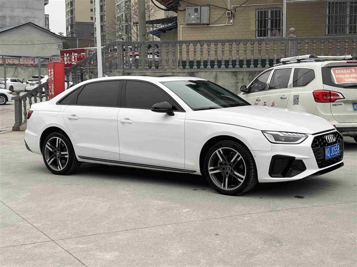 奧迪 奧迪A4L  2022款 40 TFSI 豪華動感型圖片