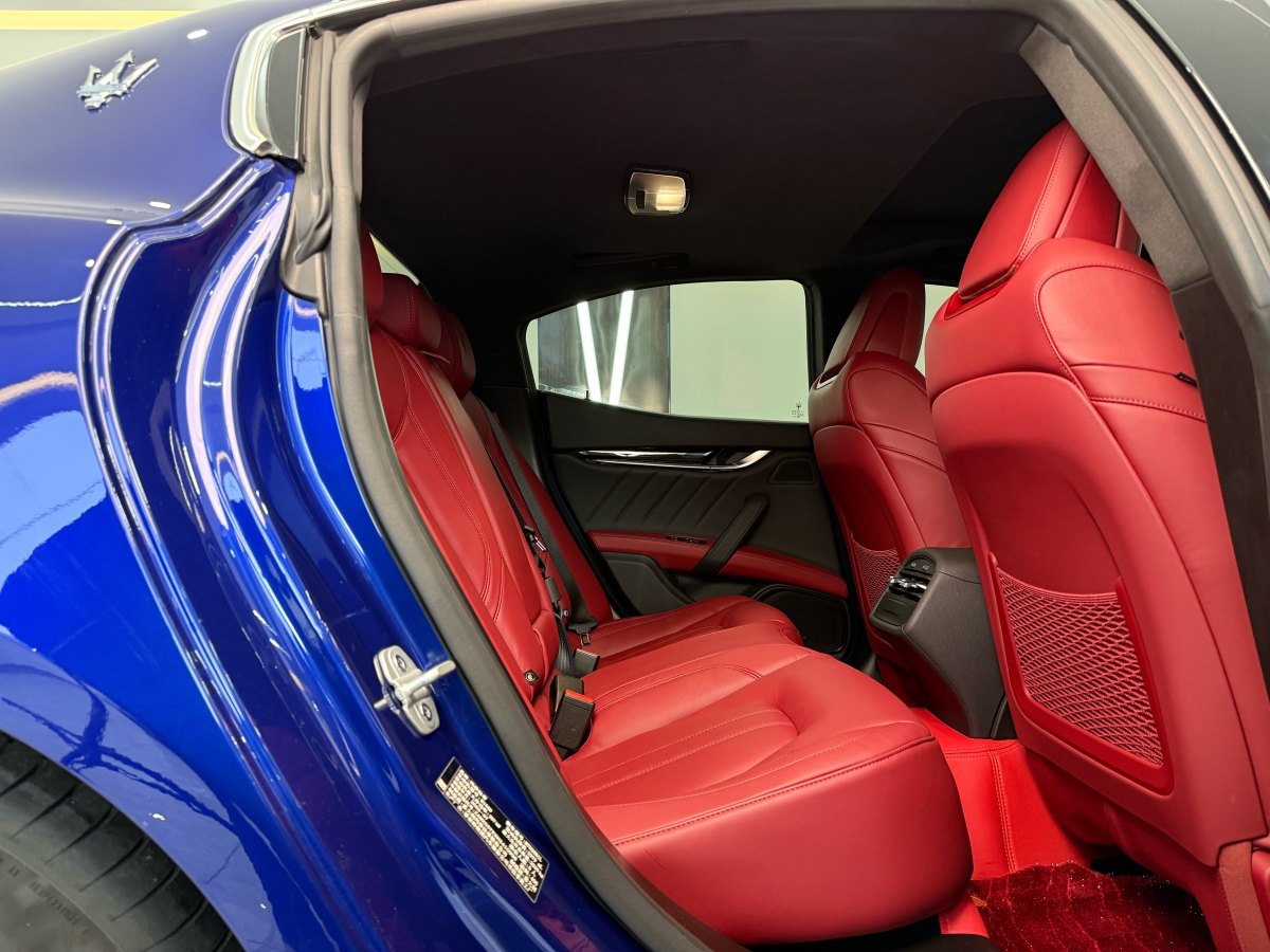 瑪莎拉蒂 Ghibli  2022款 3.0T Modena圖片