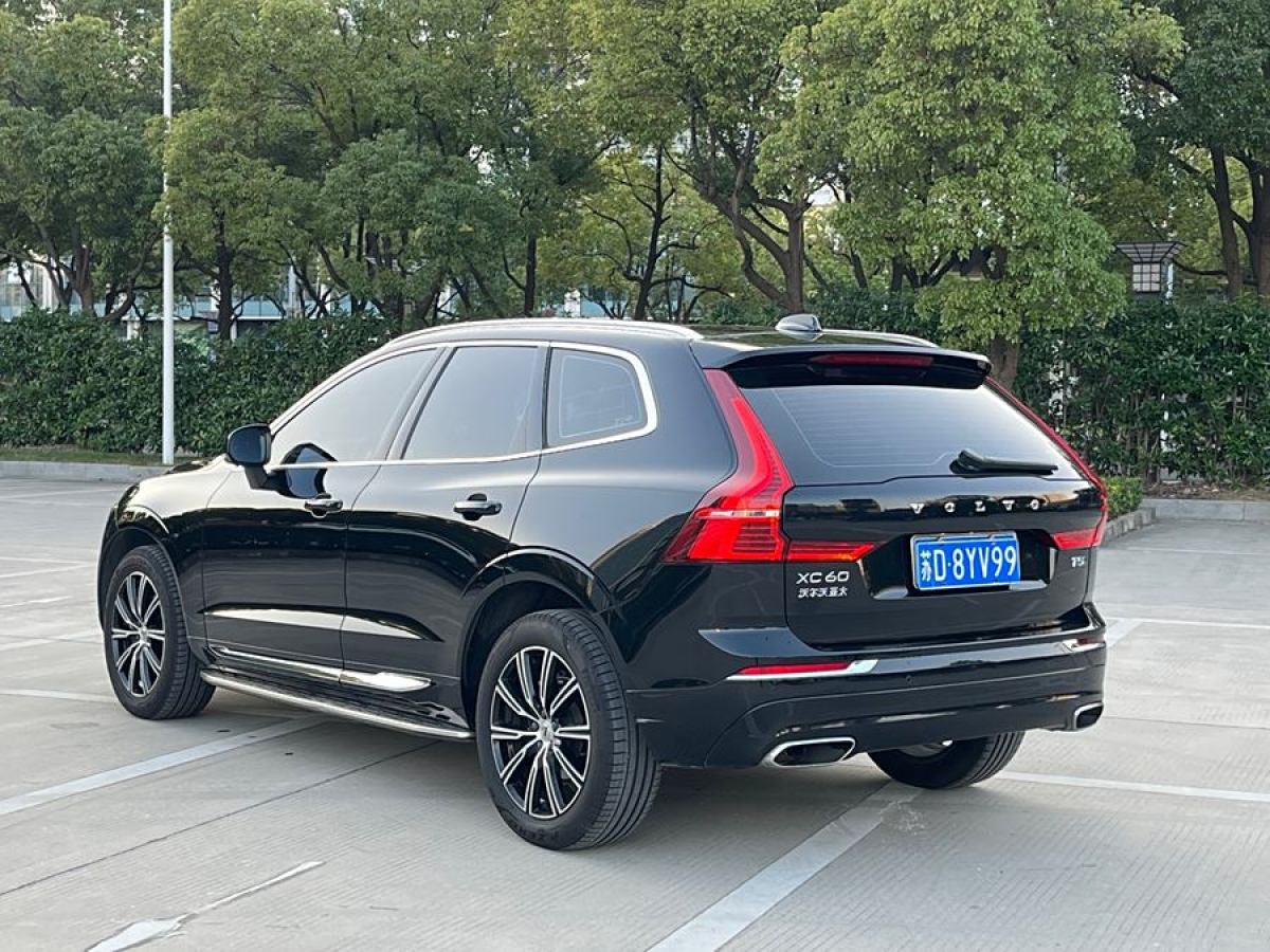 沃爾沃 XC60  2021款 T5 四驅(qū)智遠豪華版圖片