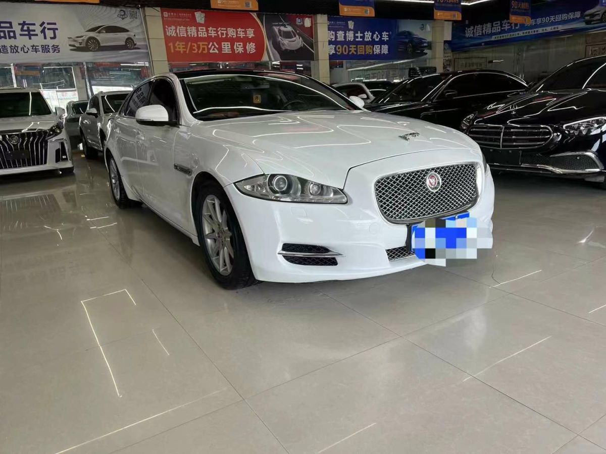 捷豹 XJ  2014款 XJL 3.0 SC 兩驅(qū)全景商務(wù)版圖片