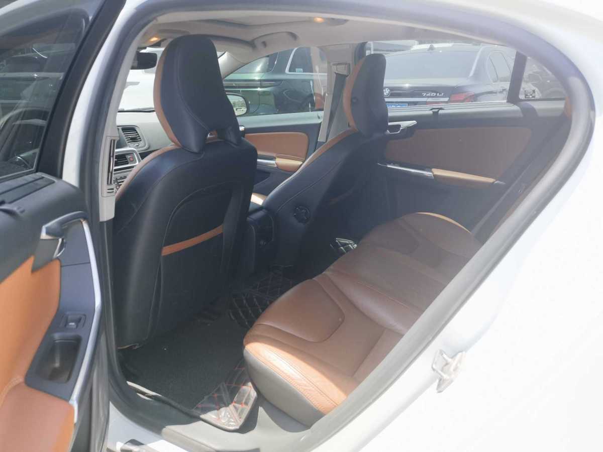沃爾沃 S60  2015款 L 2.0T T5 智馭版圖片