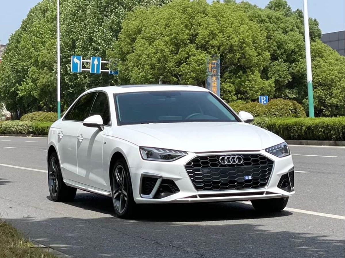 奧迪 奧迪A4L  2022款 40 TFSI 時(shí)尚動(dòng)感型圖片