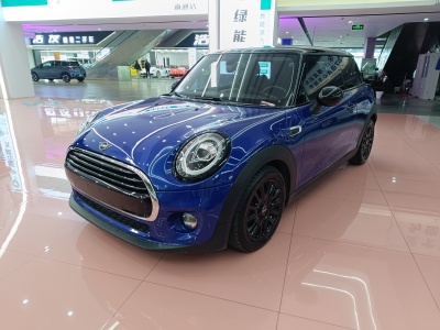 2019年3月 MINI COUNTRYMAN 1.5T COOPER 經(jīng)典派圖片