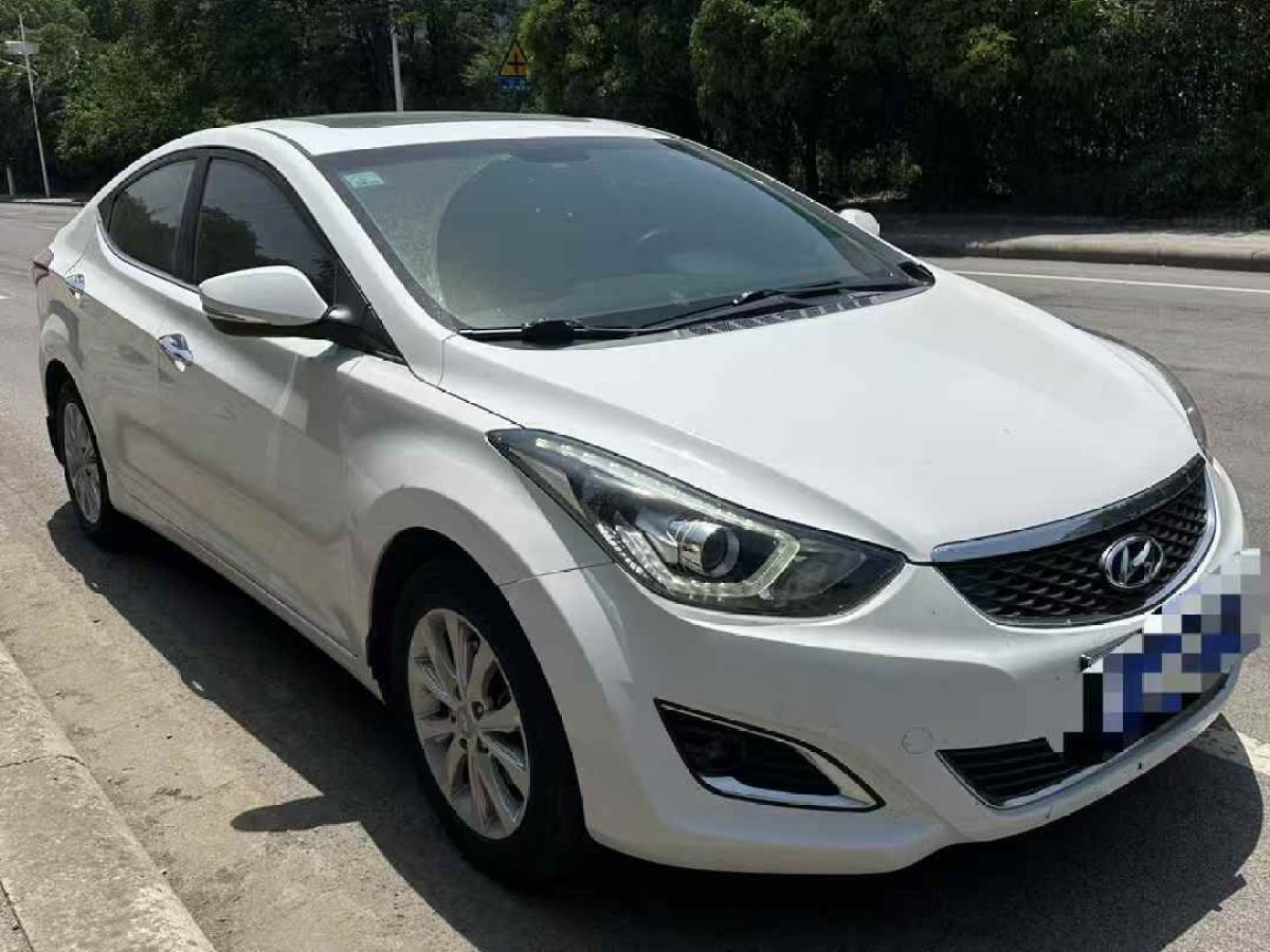 現(xiàn)代 朗動  2016款 1.6L 手動時尚型圖片