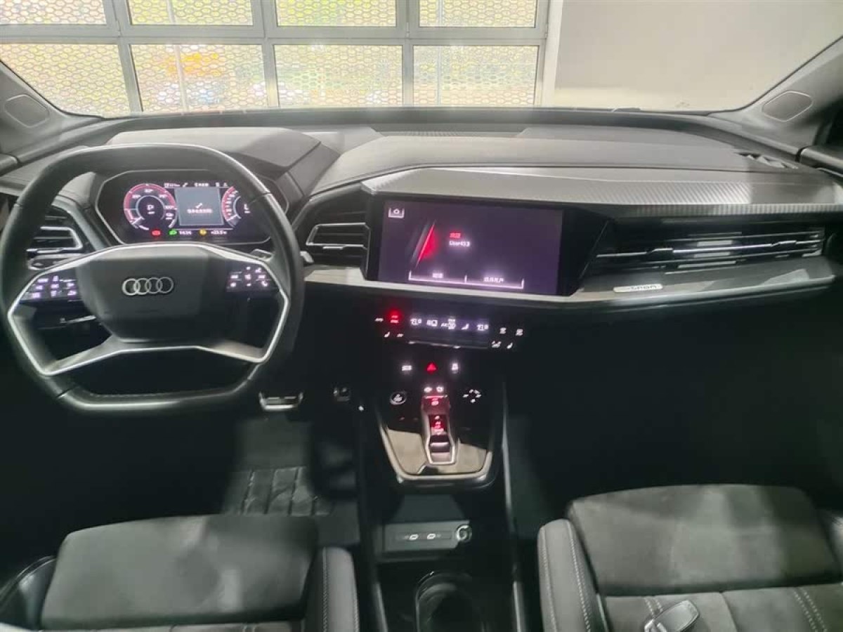 奧迪 奧迪Q4 e-tron  2023款 40 e-tron 創(chuàng)境版圖片