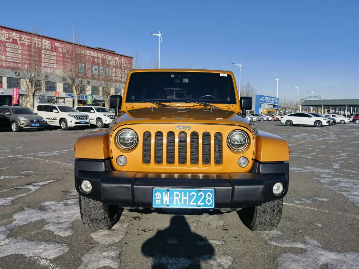 Jeep 牧馬人  2014款 3.0L Sahara 四門版圖片