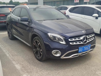 2018年03月 奔驰 奔驰GLA GLA 220 4MATIC 豪华型图片