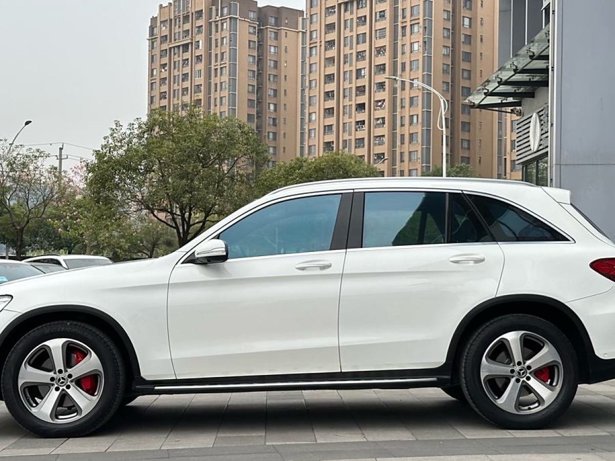 奔馳 奔馳GLC  2017款 GLC 300 4MATIC 動感型圖片